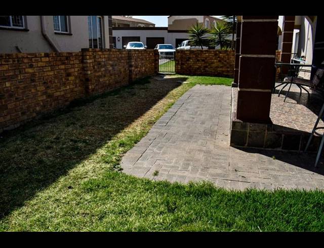 3 BEDROOM PROPERTY TO RENT IN DALPARK EXT 1